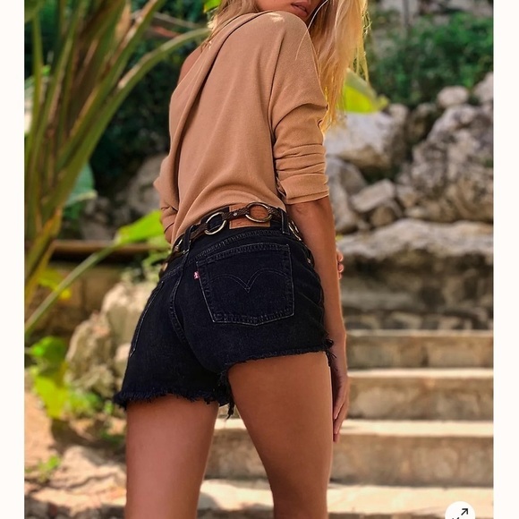 Levi's Black Jean Shorts for Women - Picture 5 of 12